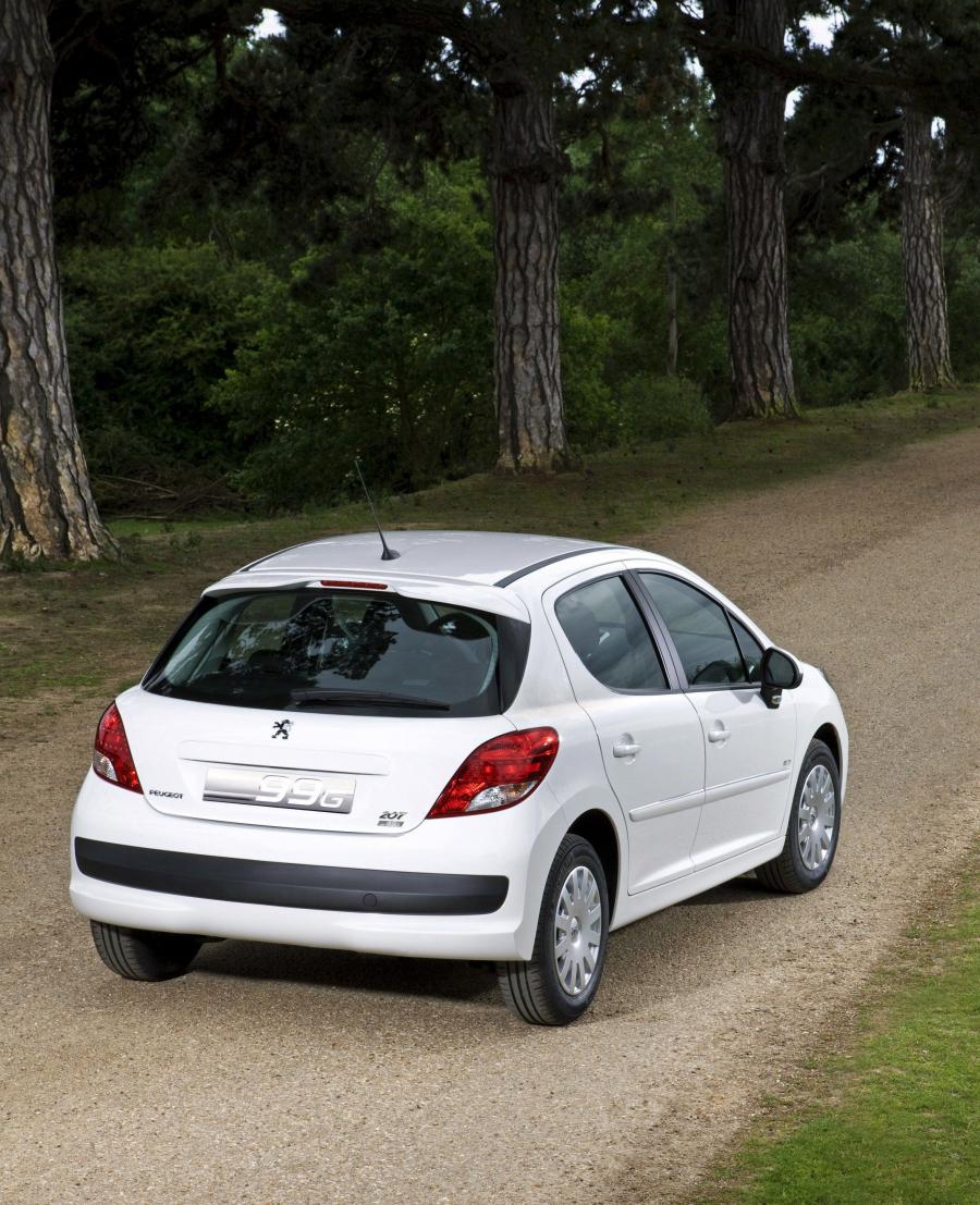  Peugeot 207 Economique 2009 года  (фото 6 из 10)
